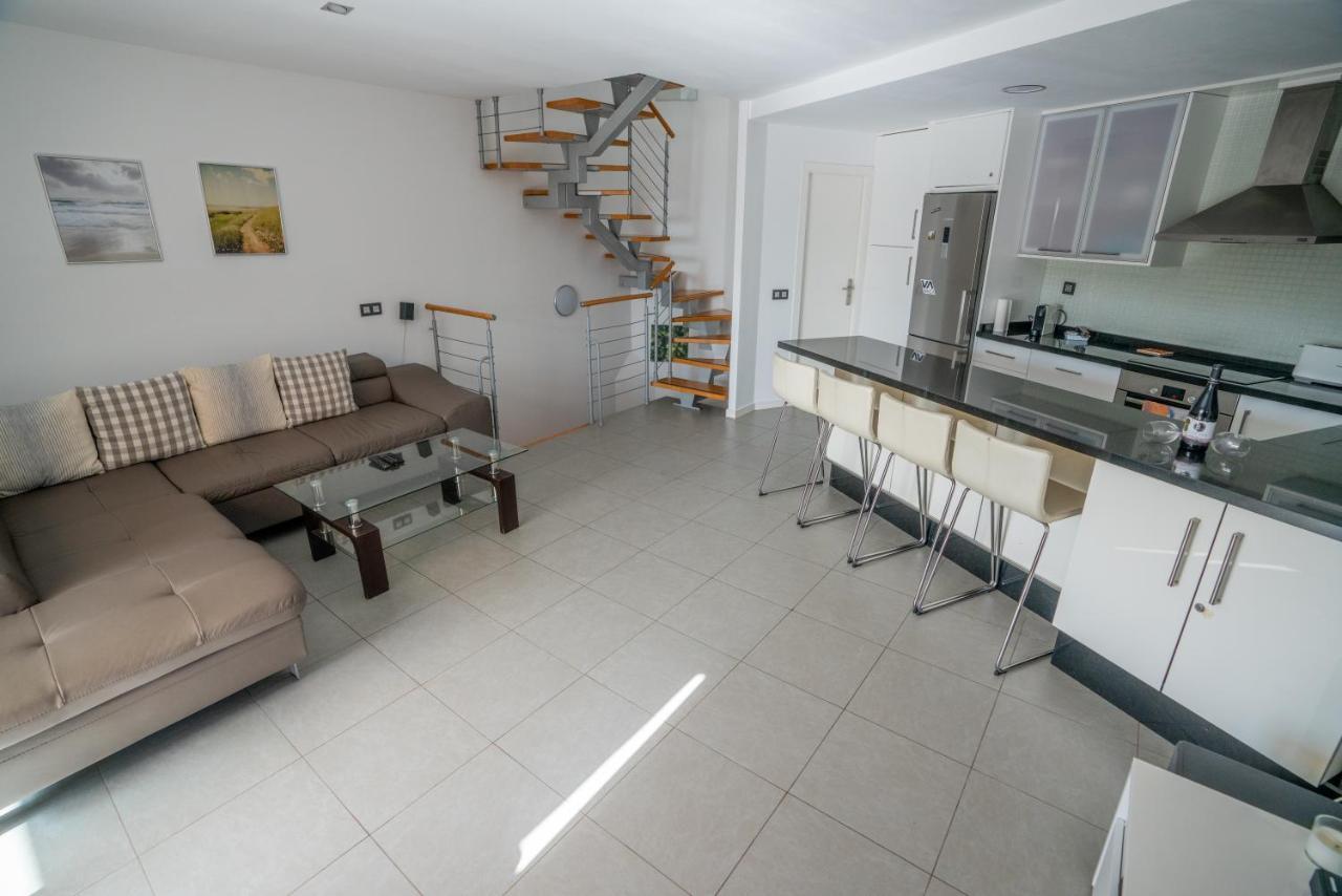 Modern Sea View Duplex With Parking El Médano Exterior foto